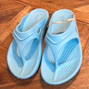Oncai plastic women sandals size 36 or 5-6